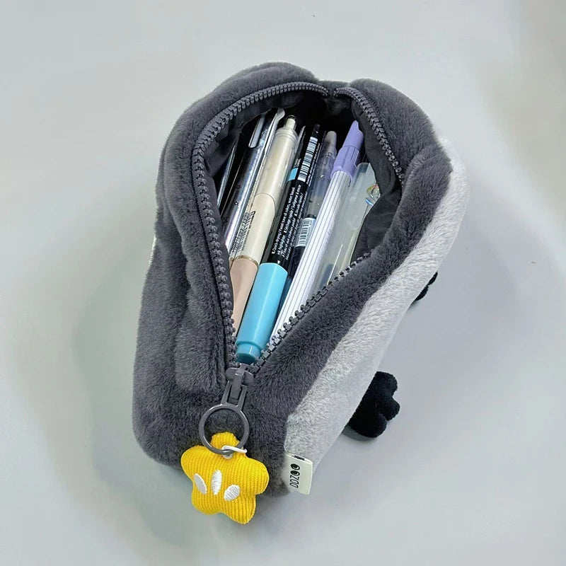 Trousse Kawaii Pingouin – Peluche Douce & Grande Capacité pour Stylos