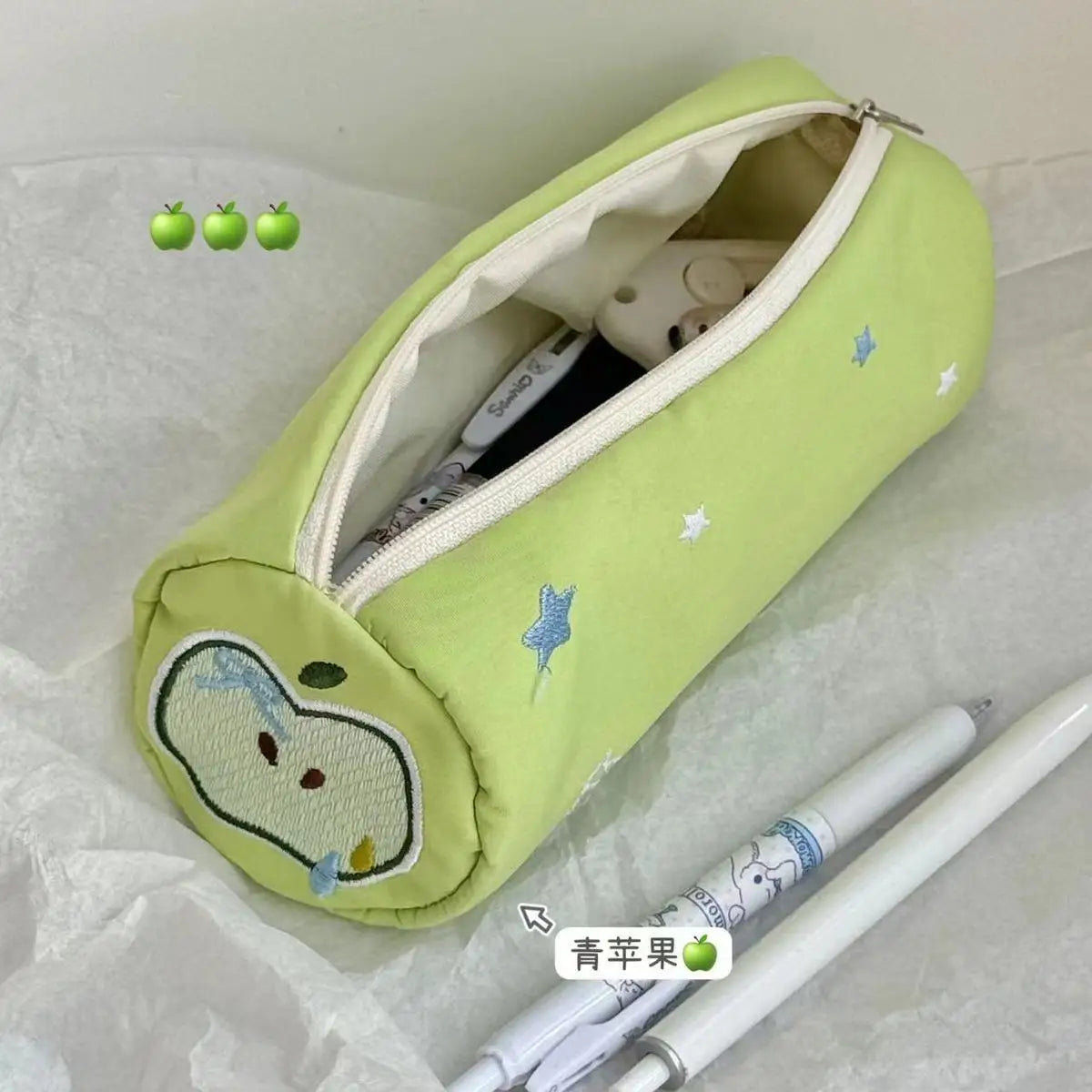 Trousse Kawaii Cylindrique – Grande Capacité en Tissu Doux Rose Pastel