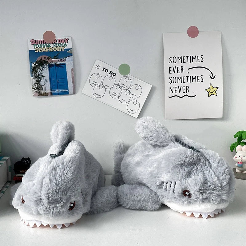 Trousse Kawaii Requin – Peluche Océan Douce & Grande Capacité