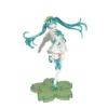 Poupées HATSUNE MIKU