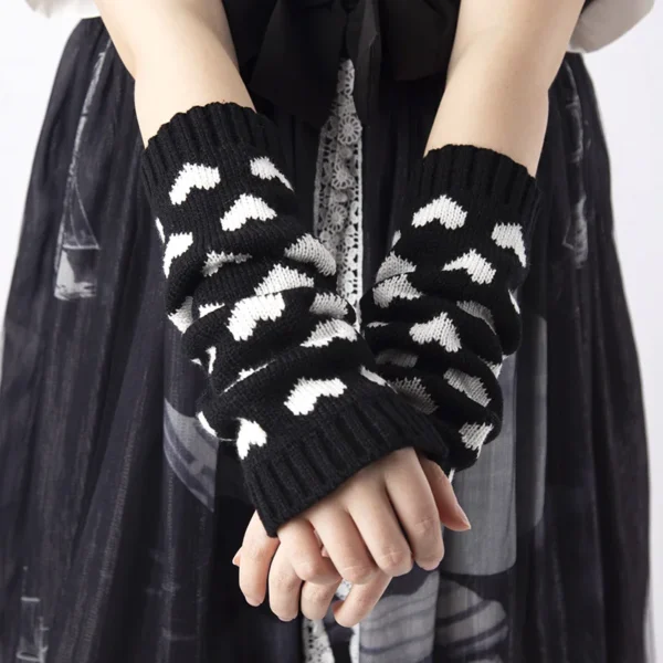 Mitaines Sans Doigts Cœur Y2K Goth Lolita : Affirmez Votre Style Unique avec une Touche d'Amour !