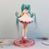 Poupées HATSUNE MIKU