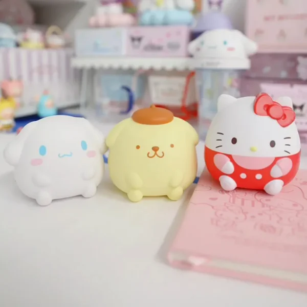 Sanrio Kuromi Cinnamoroll Slow Stress Relief Squishy Cute Decompression Anime Girl's Hand Pinch Toy Healing Gift